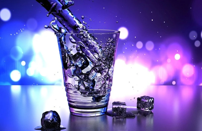 水分補給でキメ細やかな肌を実感！リフレッシュ効果抜群のスキンケア体験を